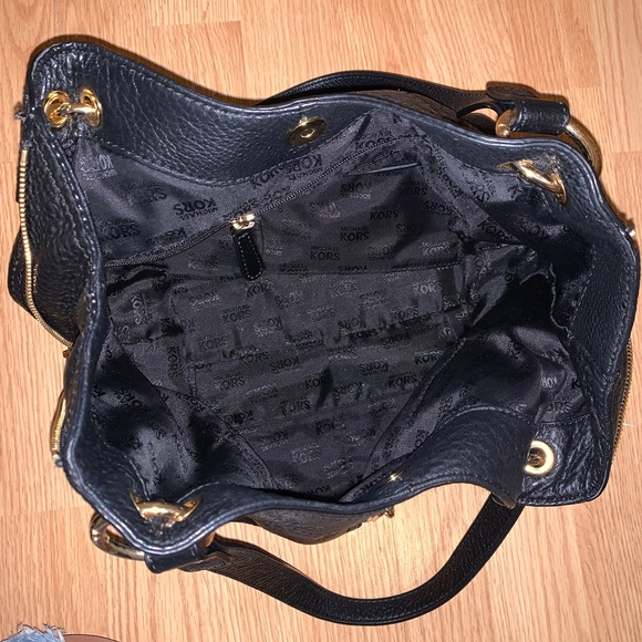 Michael Kors Bag - Picture 8 of 15